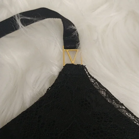 NWT Victoria's Secret 32DDD bra - Picture 4 of 10
